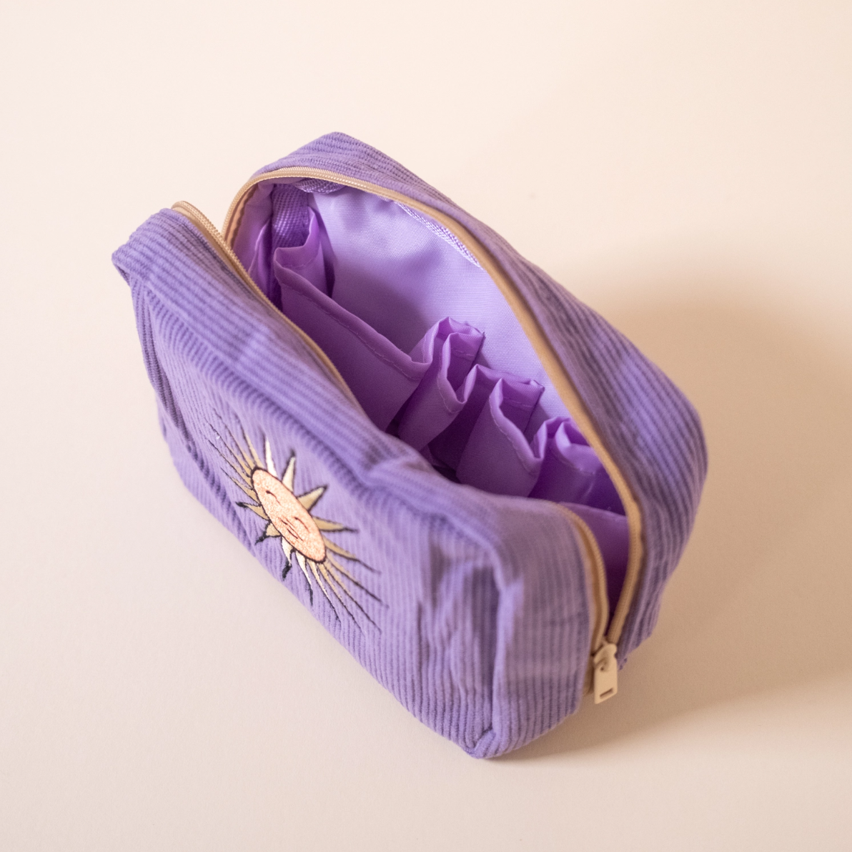 •SUN FACE• corduroy makeup bag