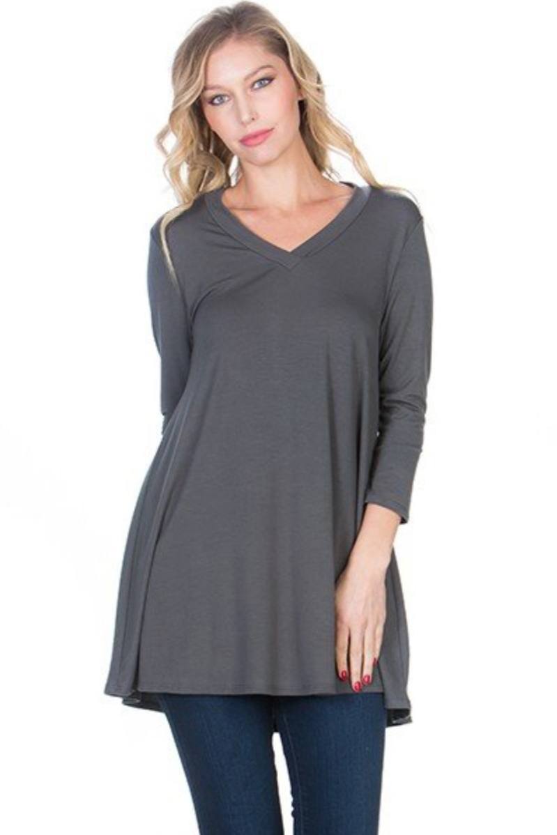 •DANA• 3/4 sleeve V-neck tunic (USA)