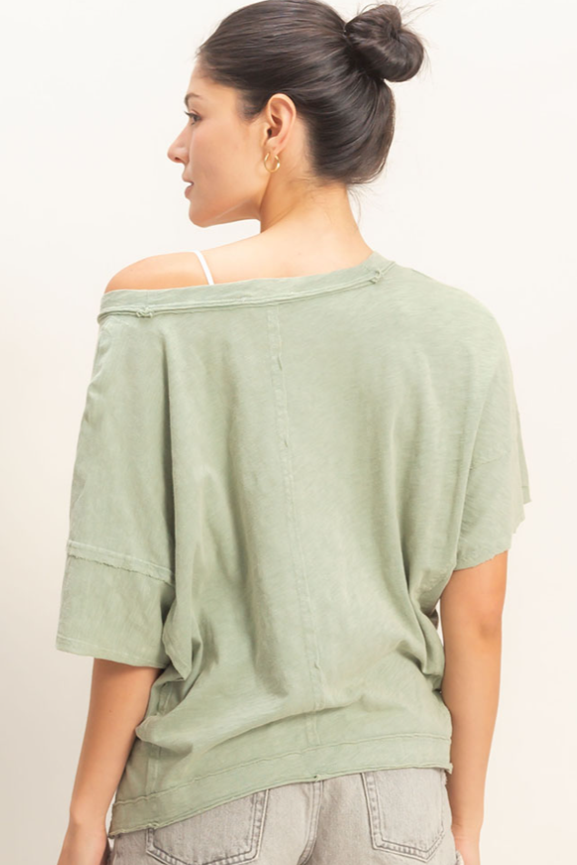 •RUE• mineral washed V-neck tee