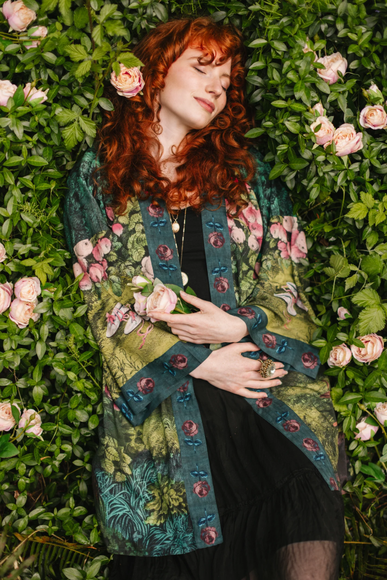•DAYDREAMER• bamboo cardigan with tie