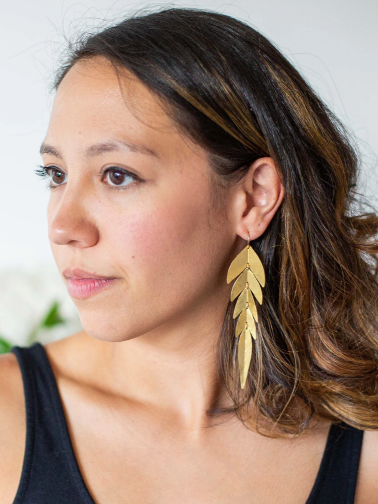 •LARGE SWISH• gold dangle earrings