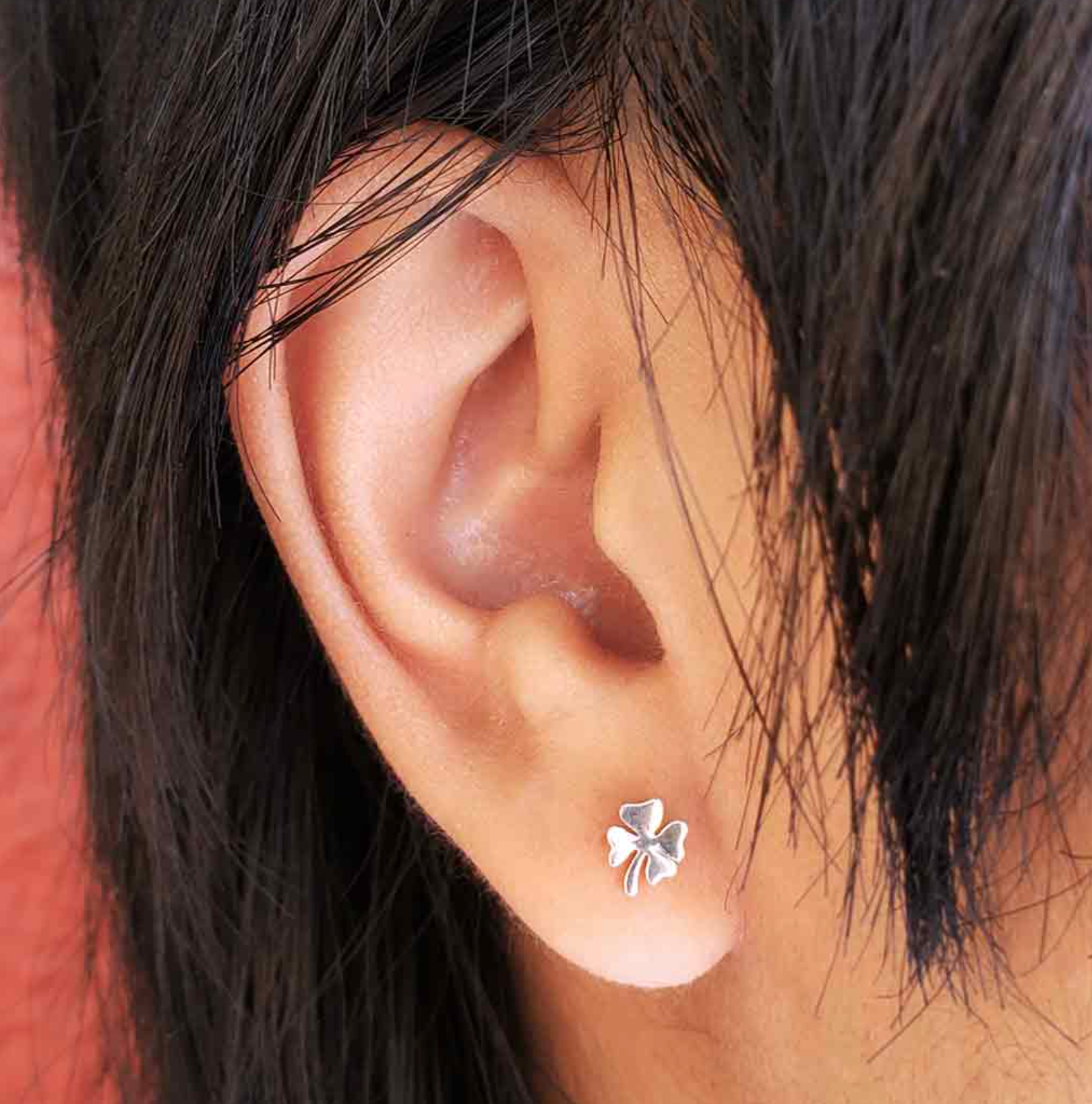 •LIL' SHAMROCK• recycled silver stud earrings