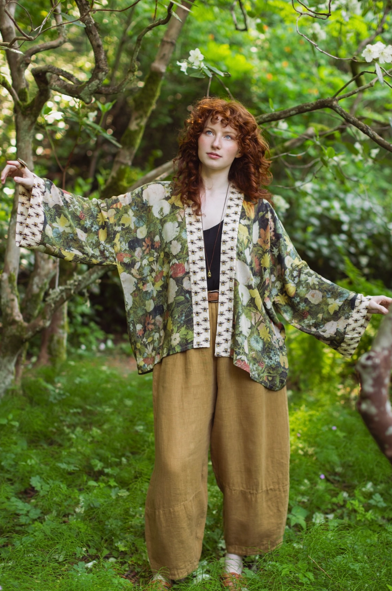 •I DREAM IN FLOWERS•  cropped bamboo cardigan