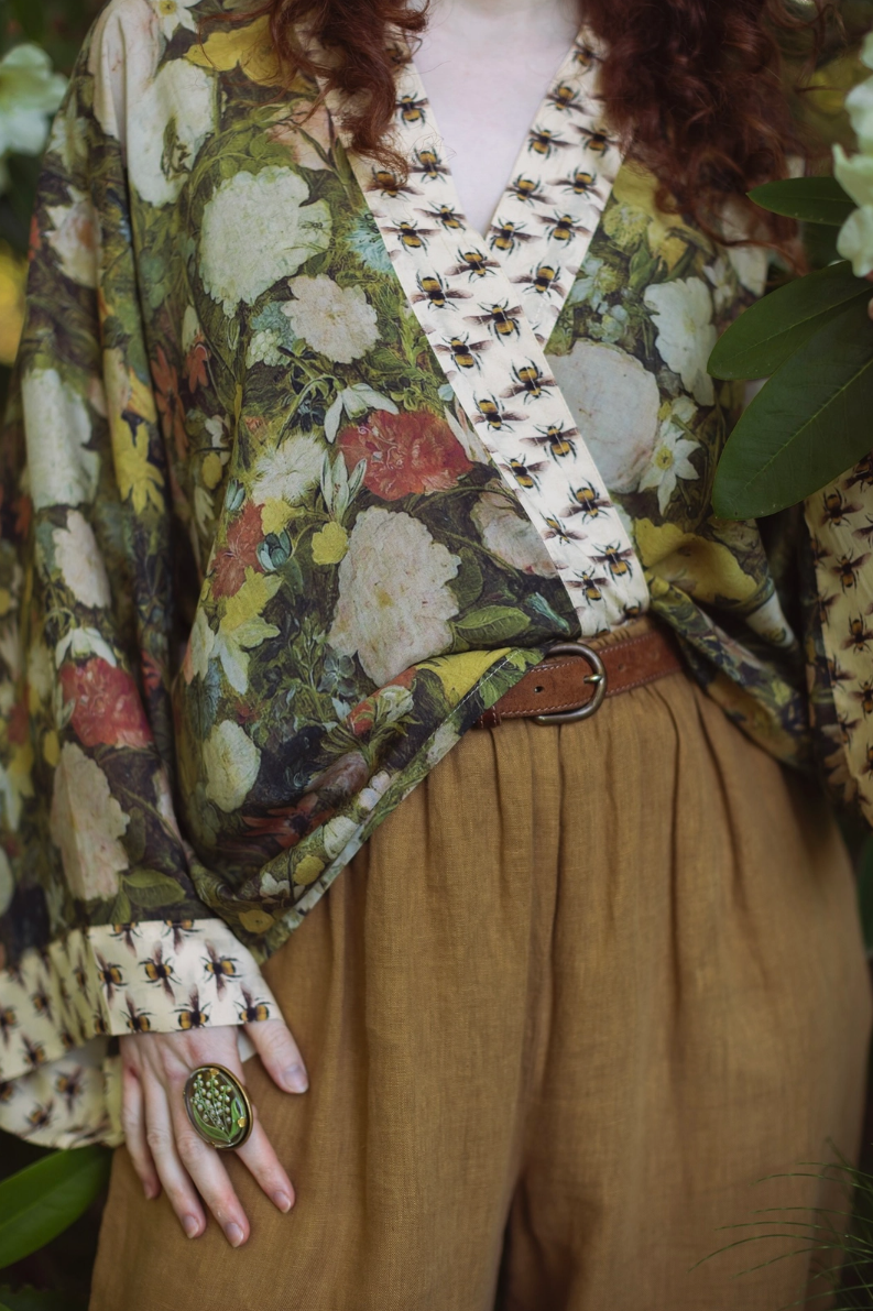 •I DREAM IN FLOWERS•  cropped bamboo cardigan