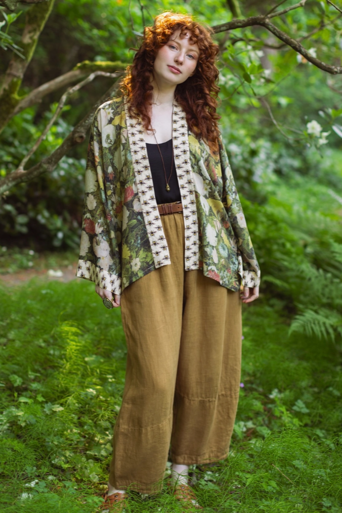 •I DREAM IN FLOWERS•  cropped bamboo cardigan