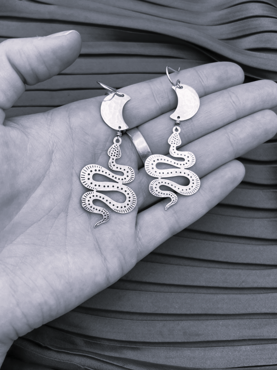•SERPENTINE• mixed metal dangle earrings