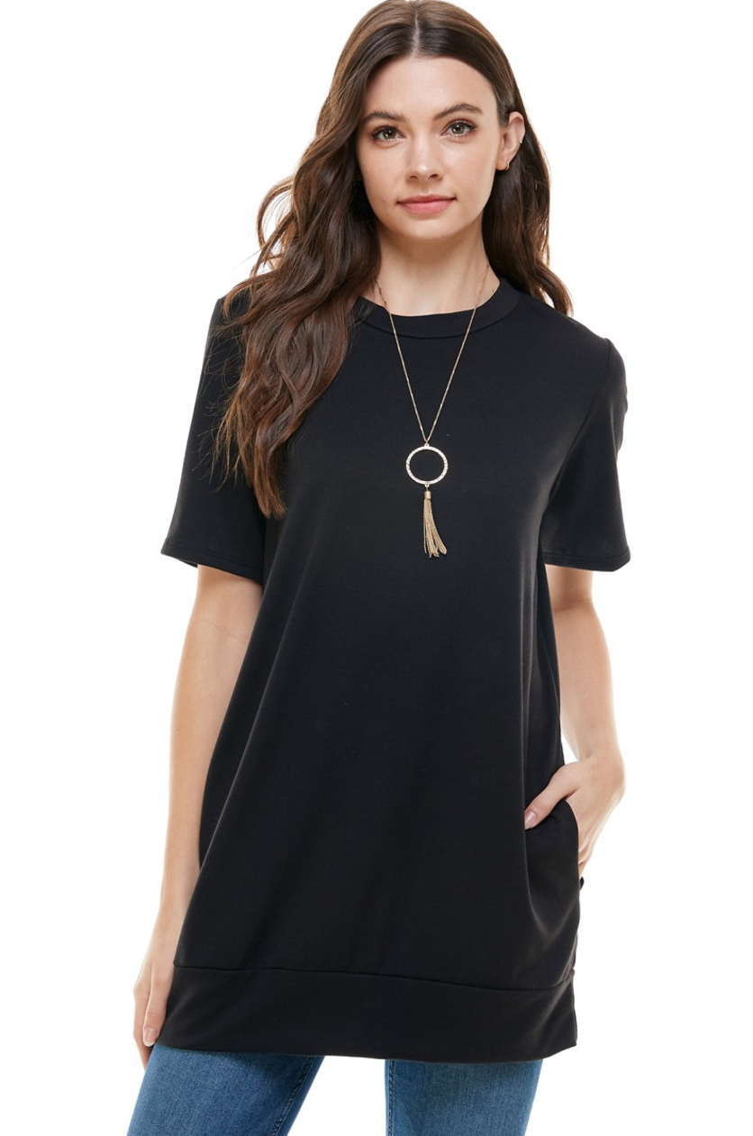 •CHARLIE - BLACK• banded hem tunic with pockets