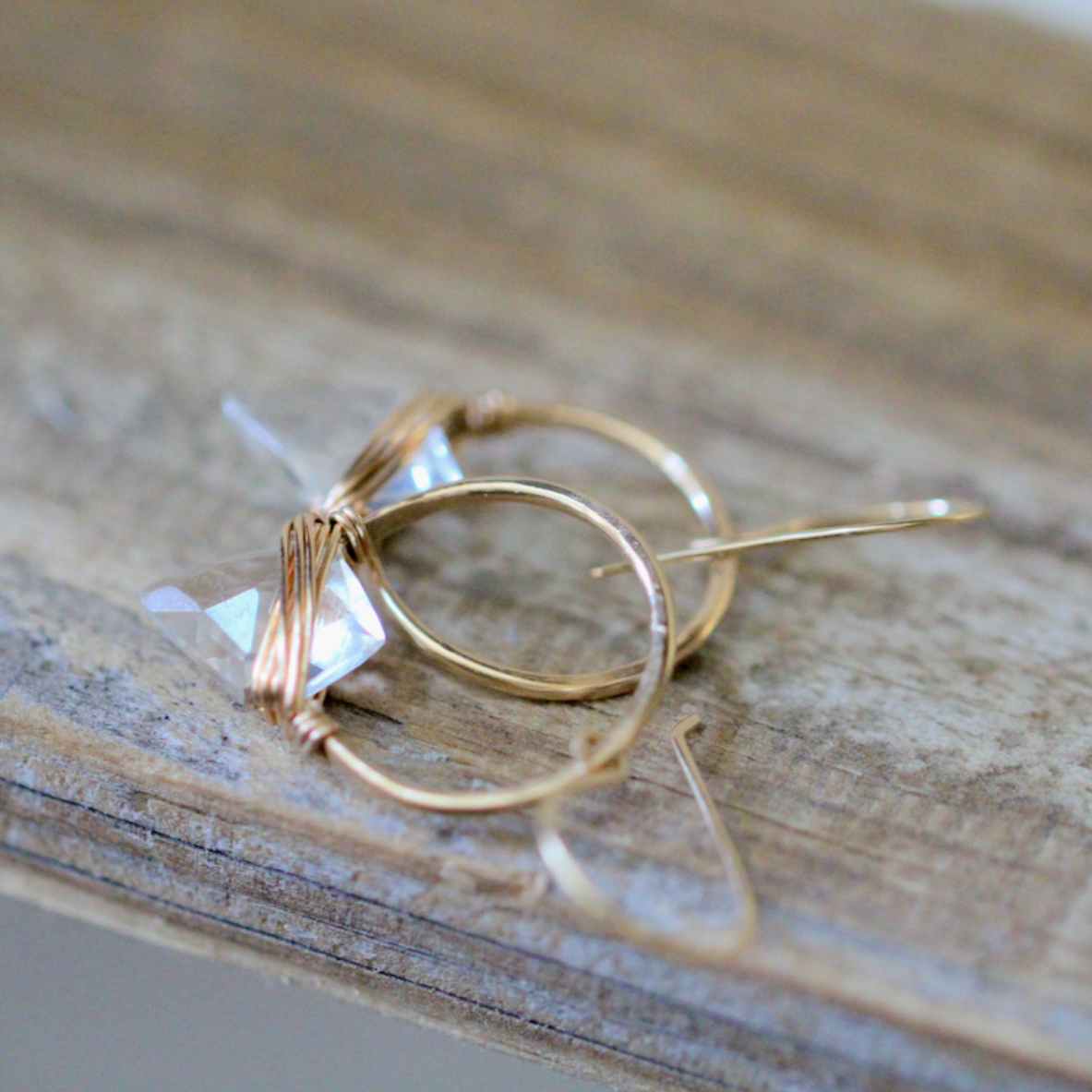 •ALBATROSS• clear quartz + gold earrings