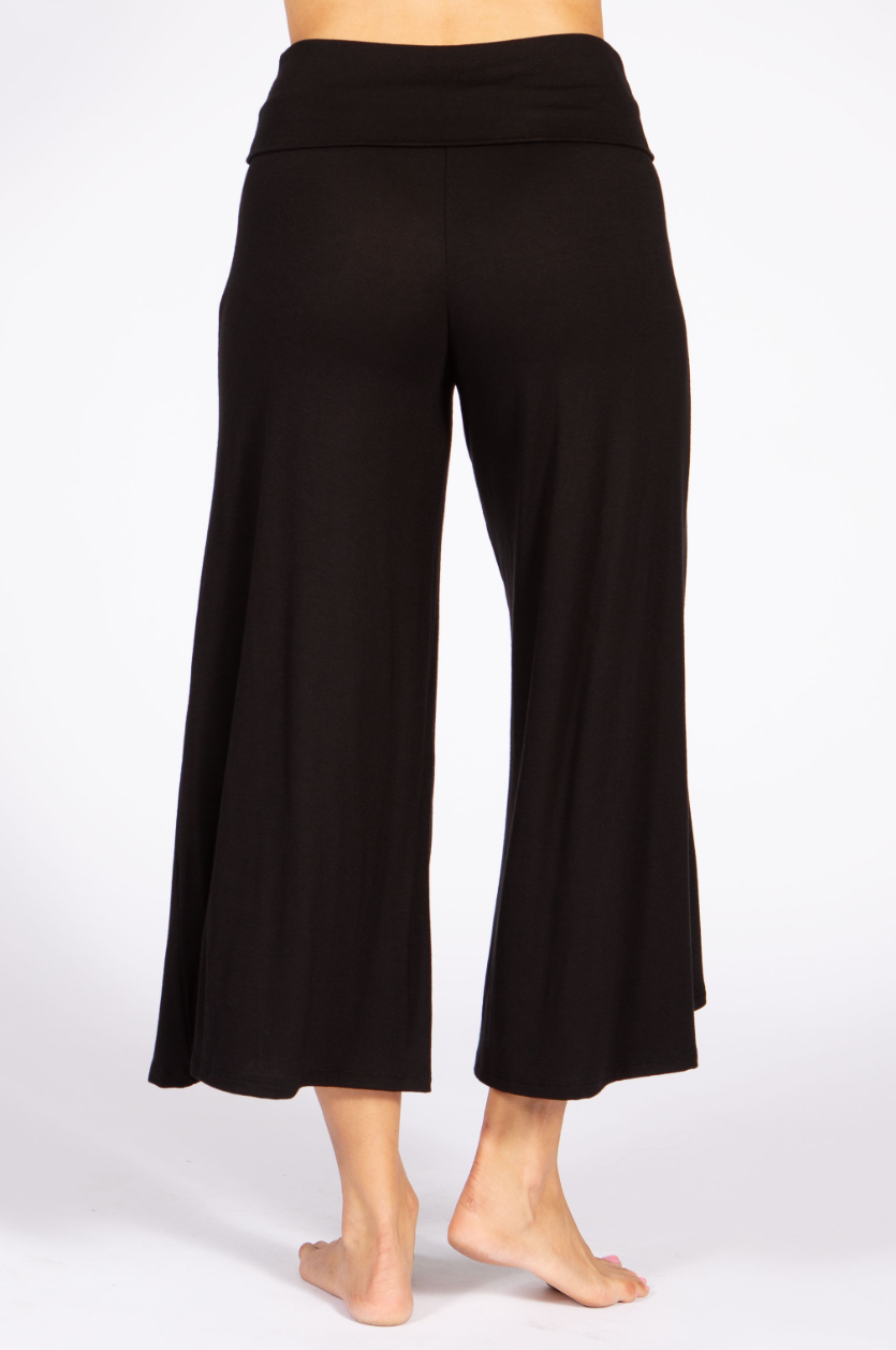 •PAIGE• stretch knit gauchos