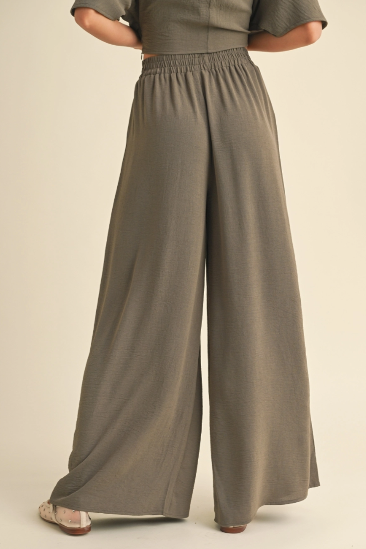 •FIONA• crinkle wide leg pants