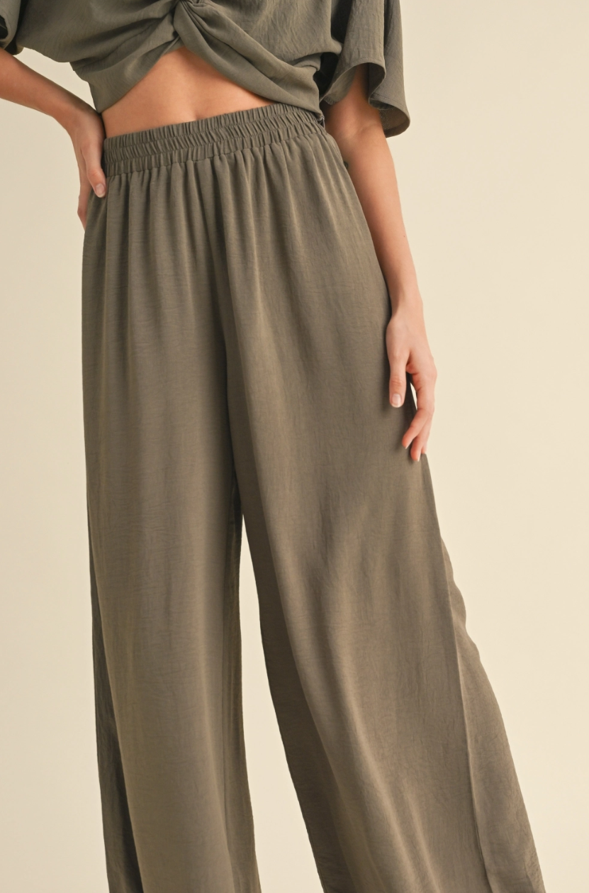 •FIONA• crinkle wide leg pants