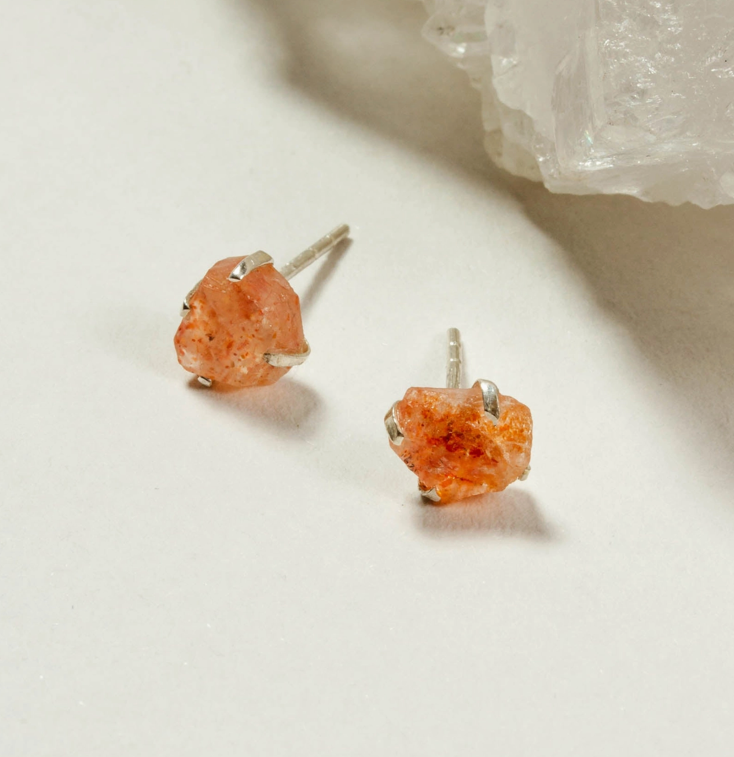 •SUNSTONE• silver prong set stud earrings