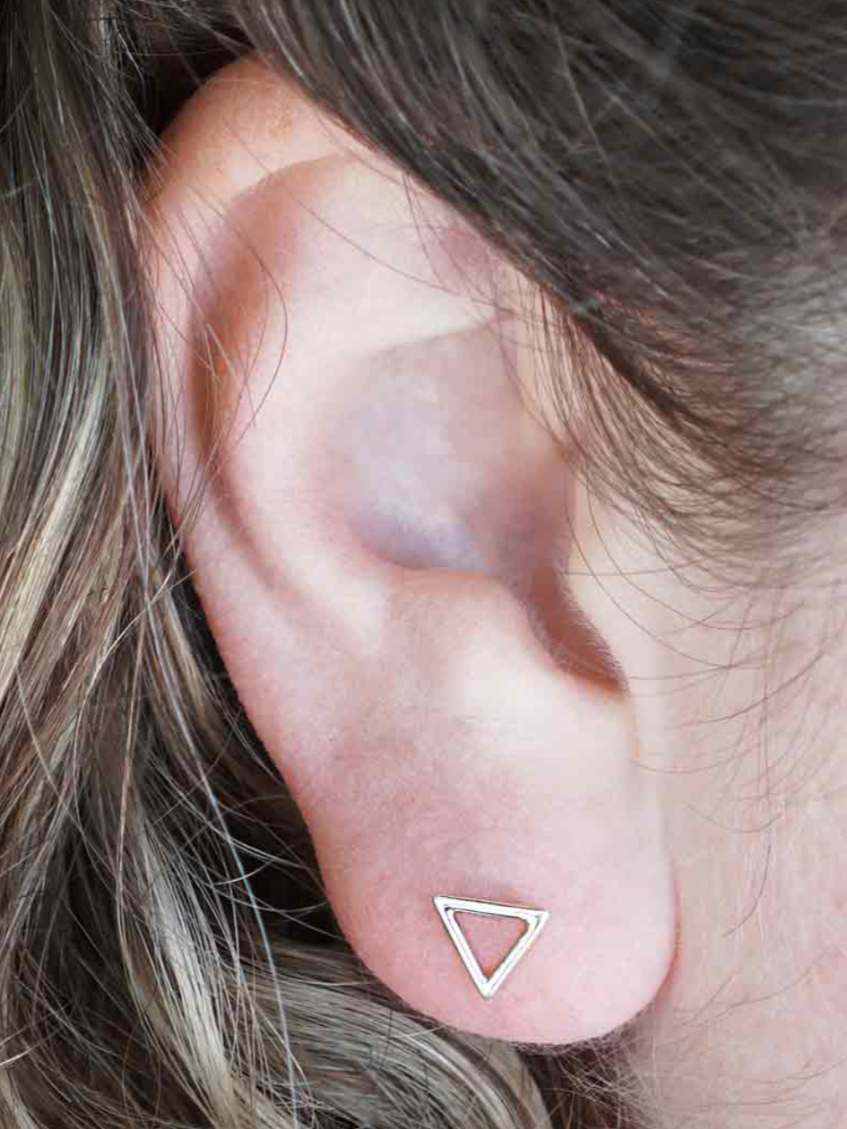 •OPEN TRIANGLE• silver stud earrings