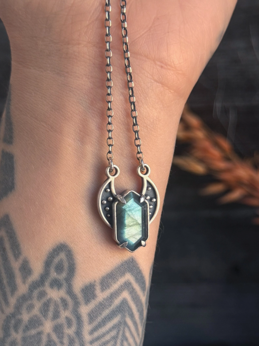 •MAIDEN MOON• labradorite + silver necklace (18" long)