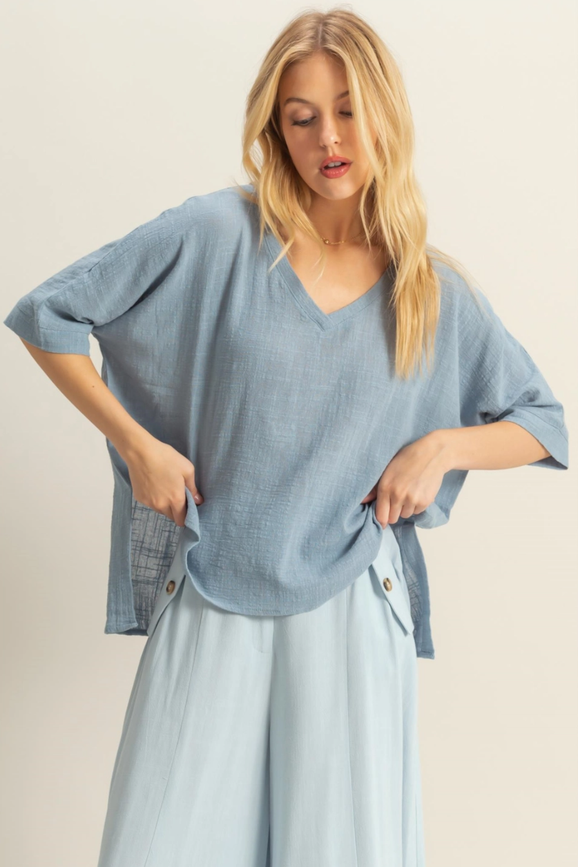 •COLETTE• V-neck breezy cotton top