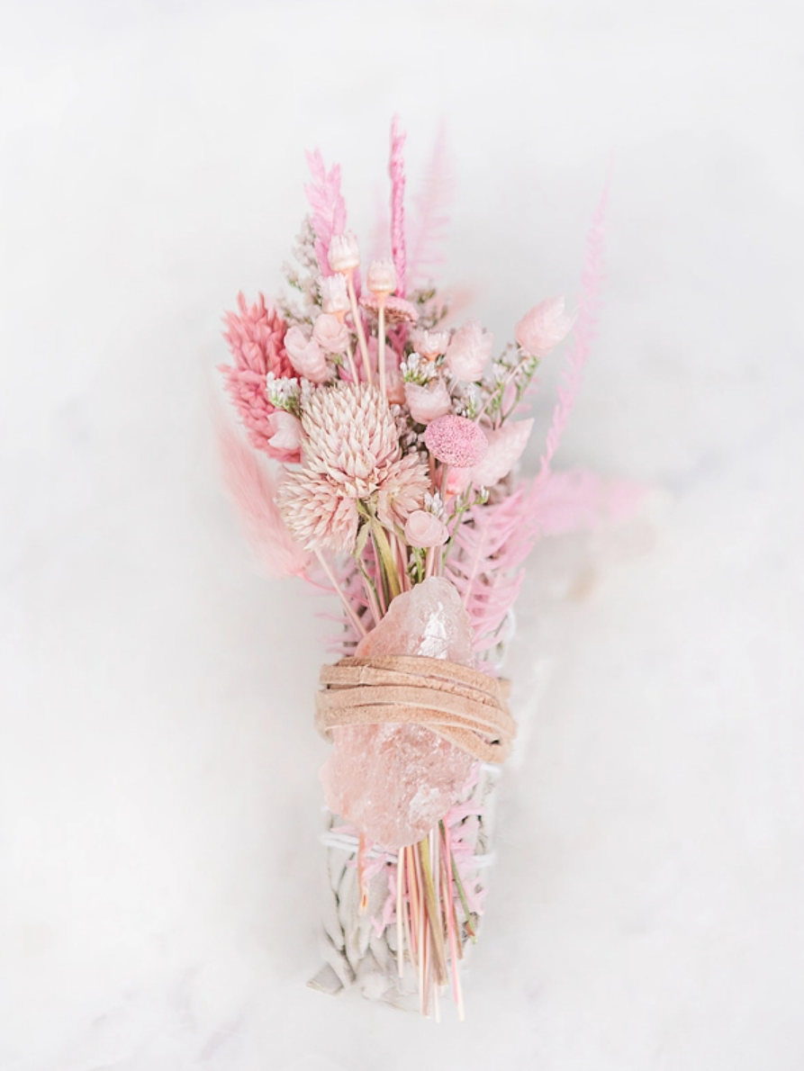 •ROSE QUARTZ - LOVE POTION• smudge stick bundle
