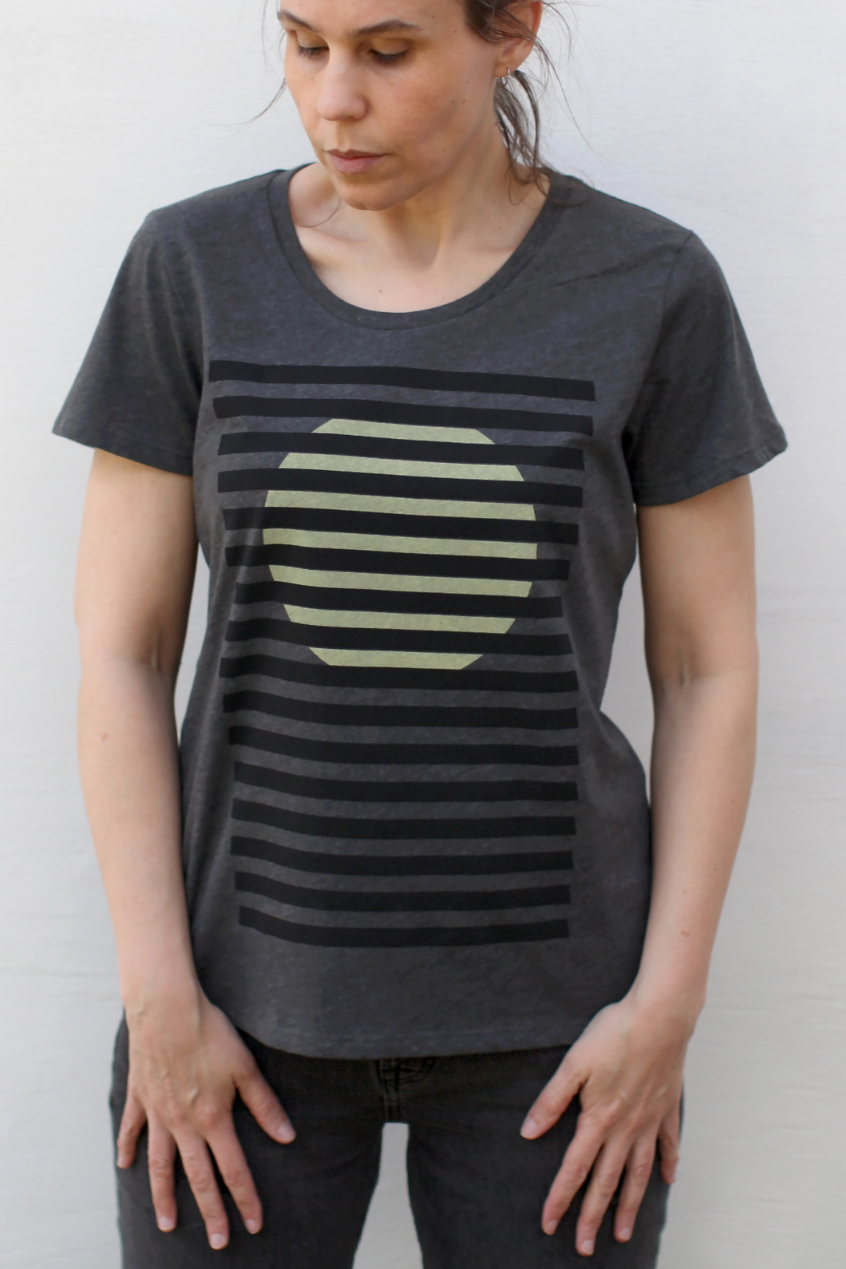 •RISING SUN• cotton blend classic tee (USA)
