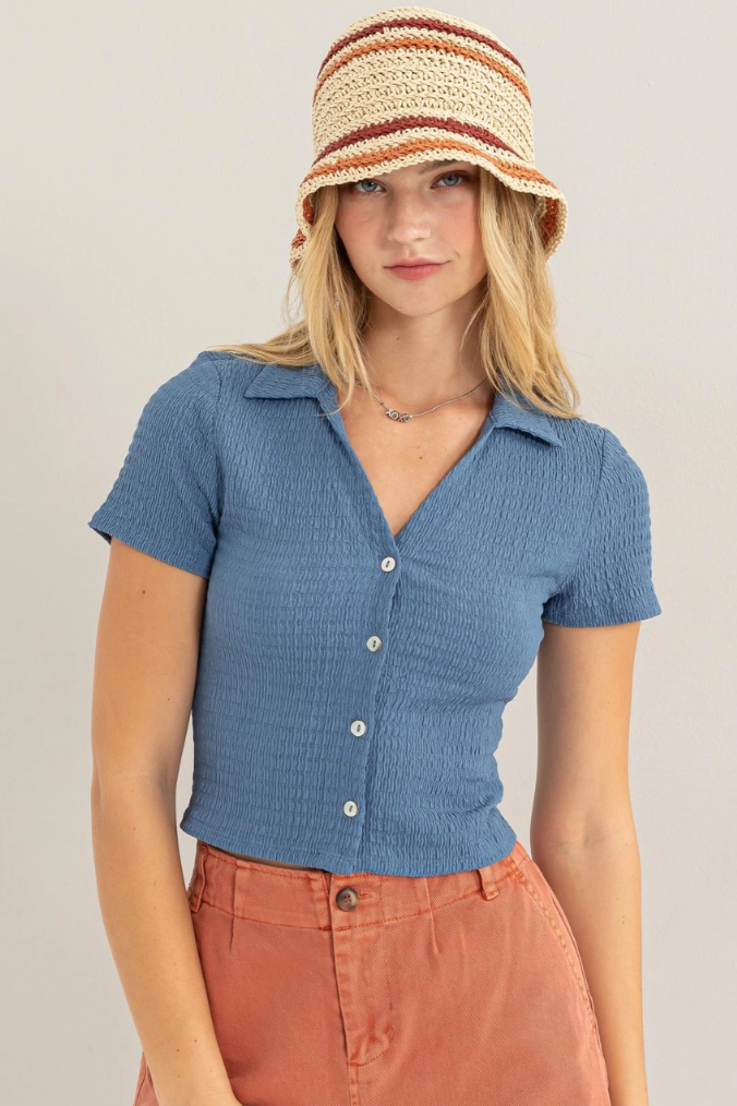 •PERRY• collared crinkle knit top