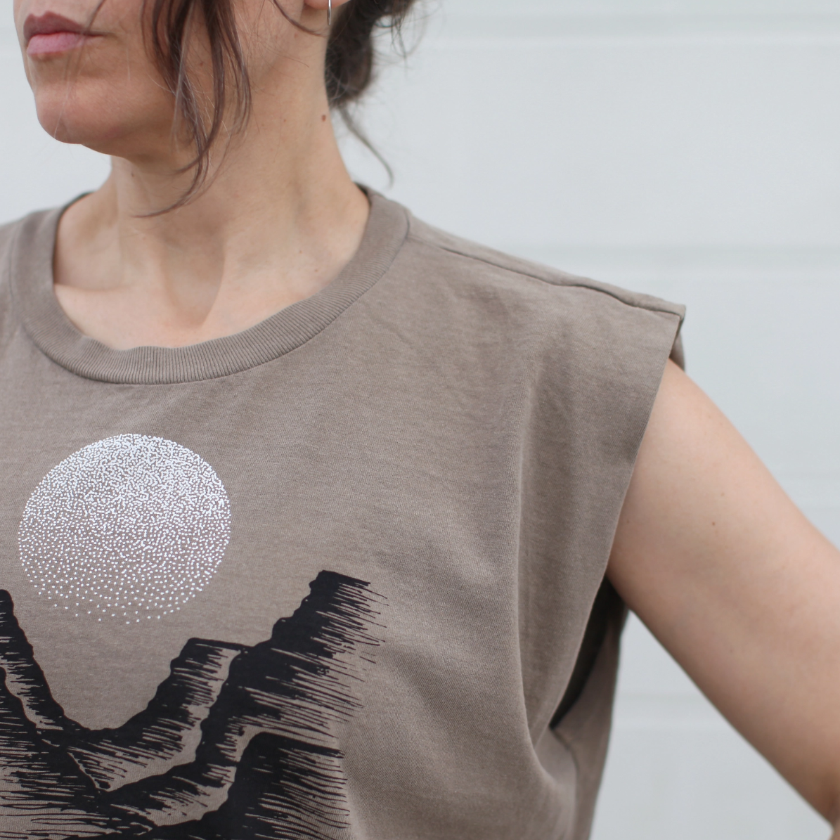 •CANYON• heavyweight cotton muscle tee (USA)