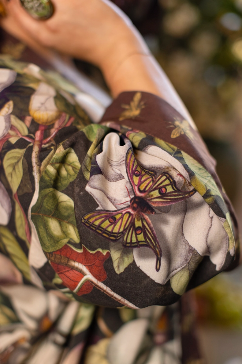 •FLEUR DE LUNE• cropped bamboo cardigan