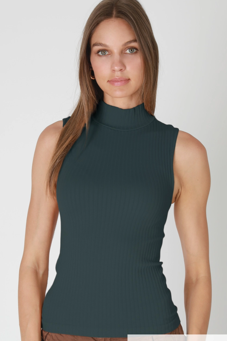 •RIBBED MOCK NECK• sleeveless top (USA)