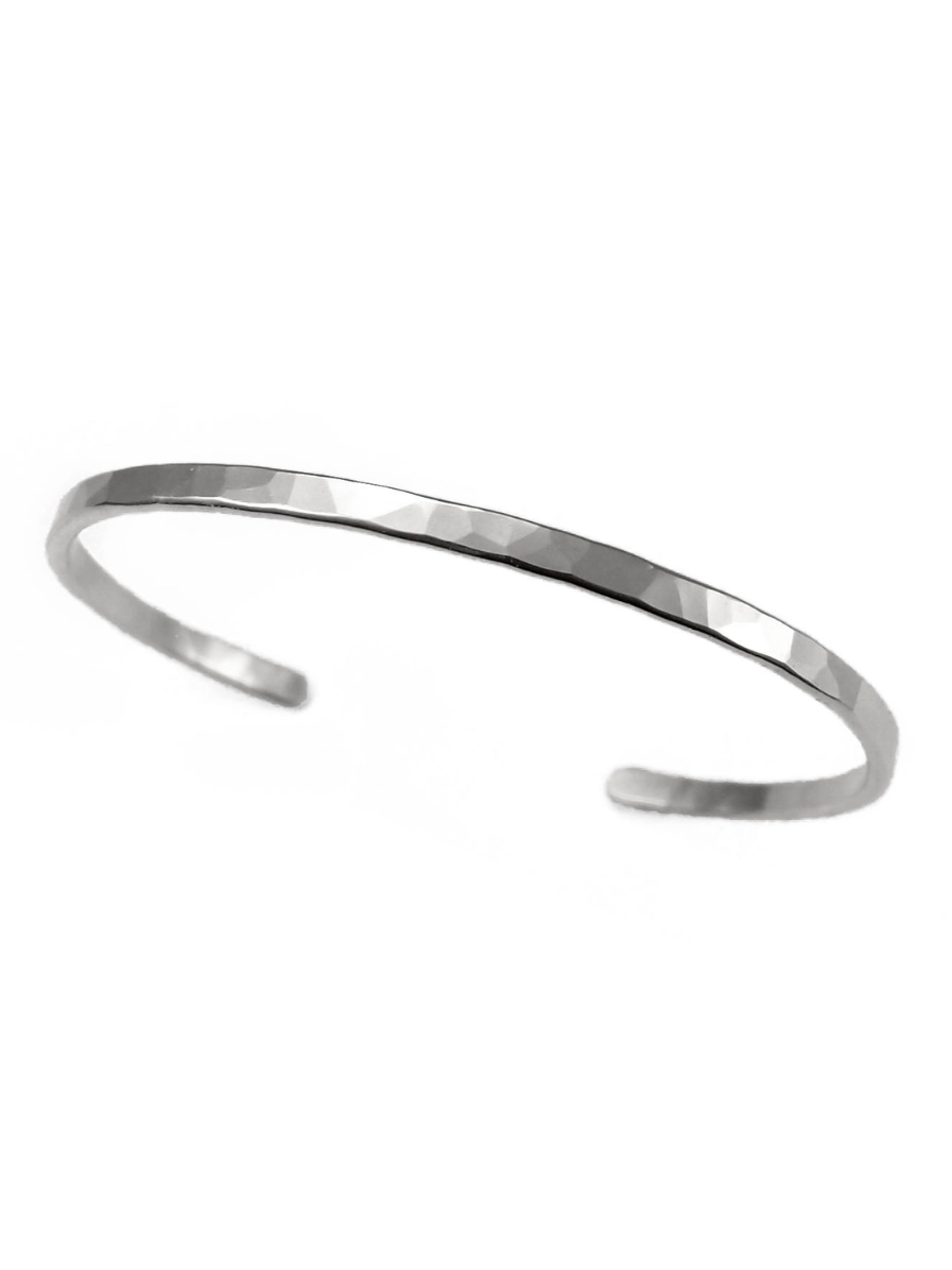 •SMALL HAMMERED• silver bracelet
