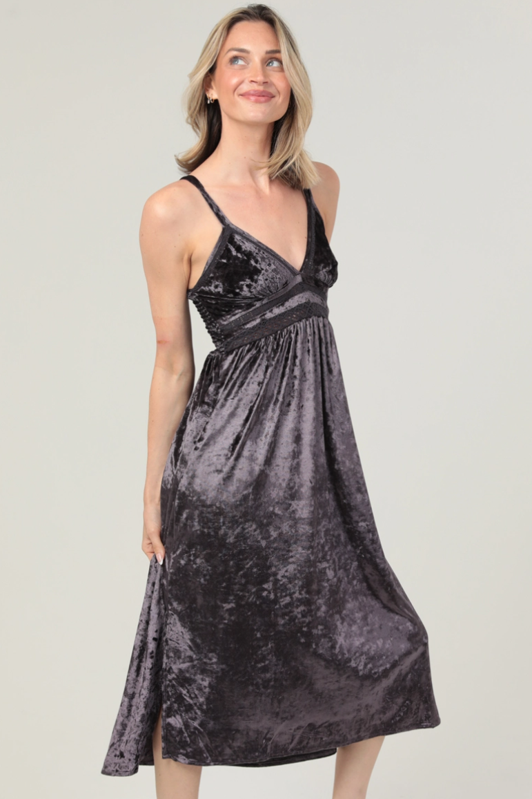 •CINDER• crushed velvet midi dress