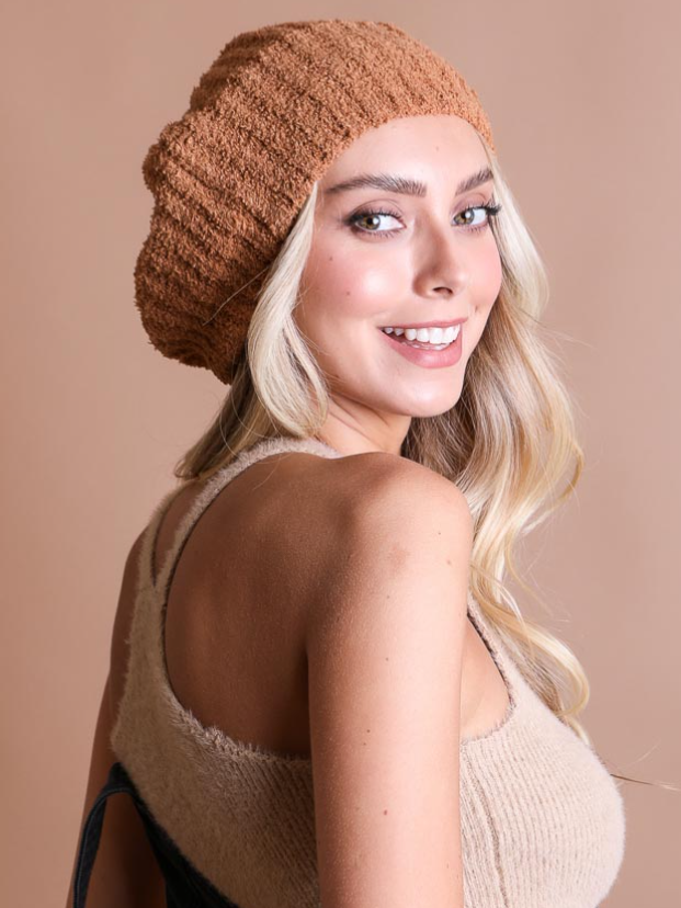 •BOUCLE BERET BEANIE•
