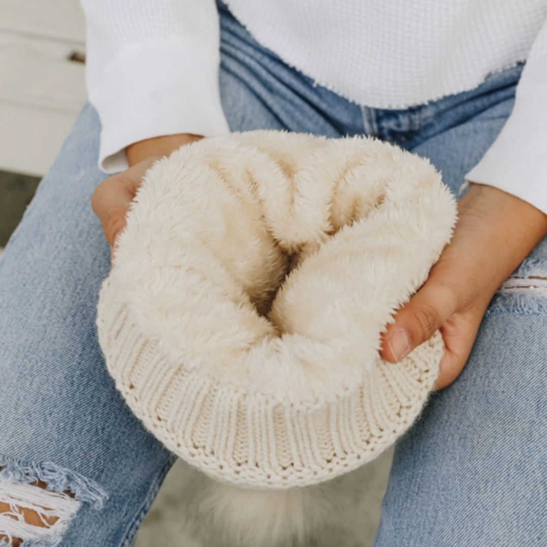 •CHUNKY KNIT PLUSH LINED POM BEANIE•