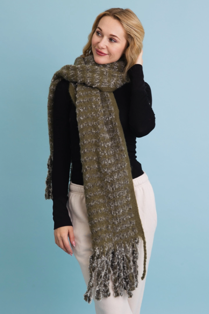 •OVERSIZED CHENILLE SCARF WITH TASSELS•