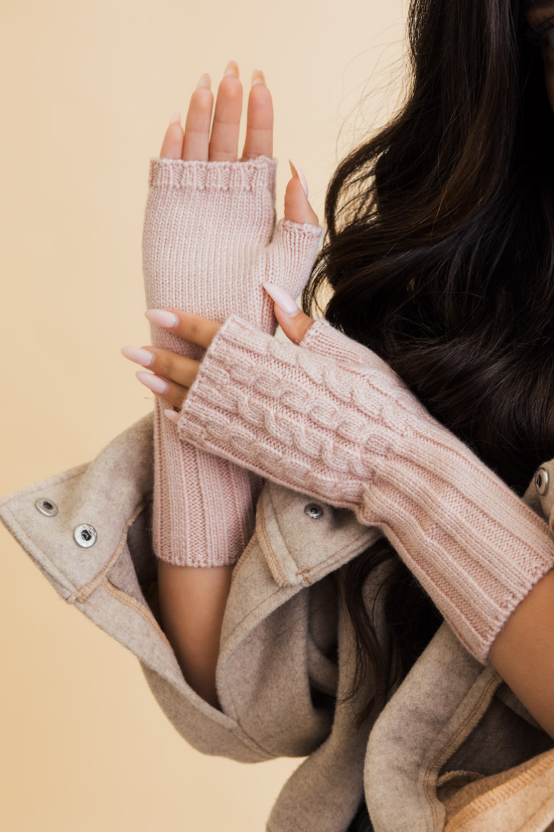•WOOL BLEND FINGERLESS GLOVES•