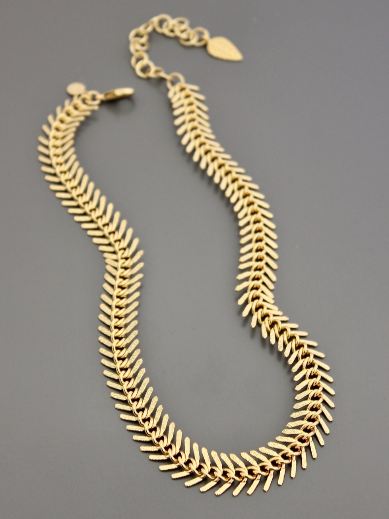 •FISHBONE• 18K gold plated necklace (15"-18" long)