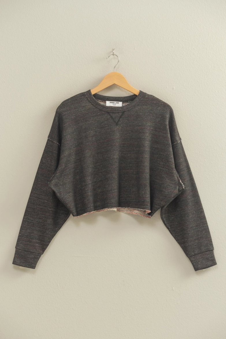 •REGGIE• raw hem cropped top