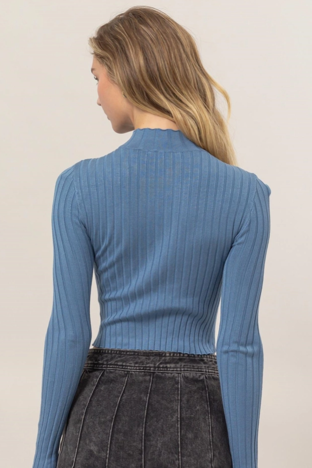 •ALICIA• ribbed mock neck top