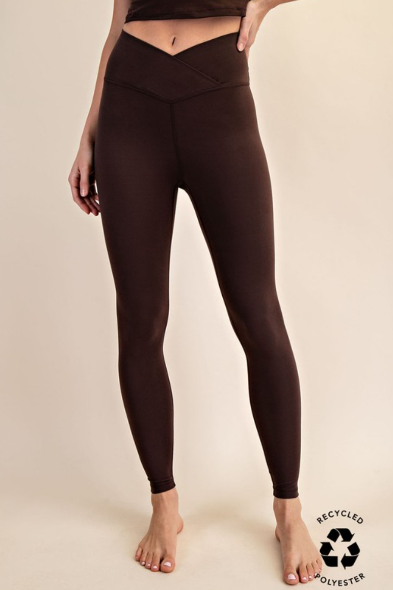 •DEVI• high V waist buttery soft leggings