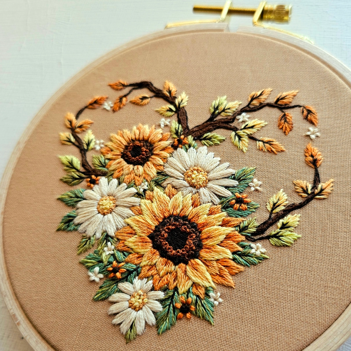 •FALL IN LOVE• intermediate embroidery kit