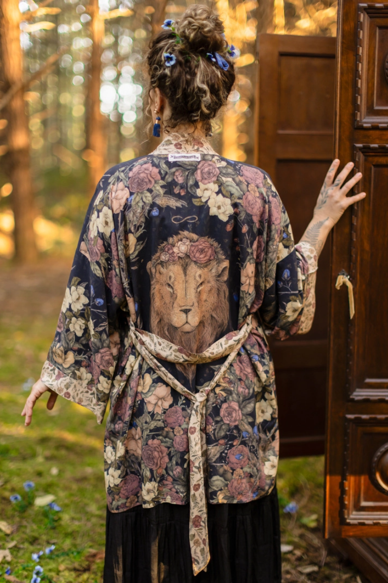 •LIONHEART• bamboo cardigan with tie