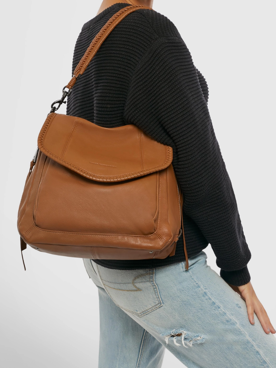 •UNITY• caramel leather crossbody/shoulder bag