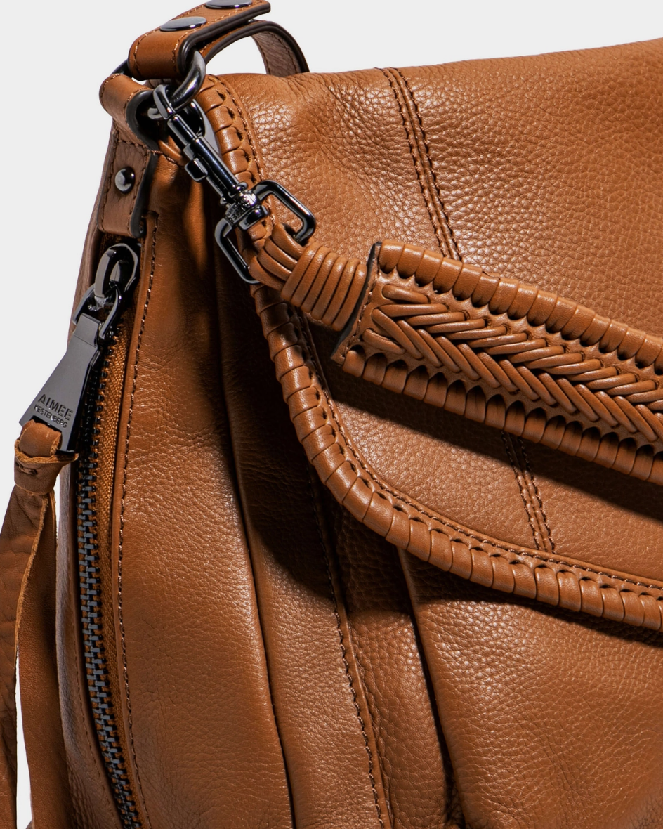 •UNITY• caramel leather crossbody/shoulder bag