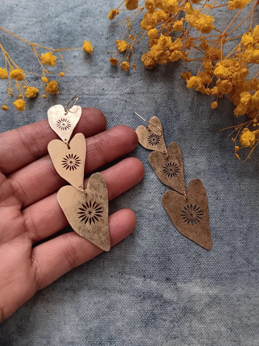 •FALLING IN LOVE• gold dangle earrings