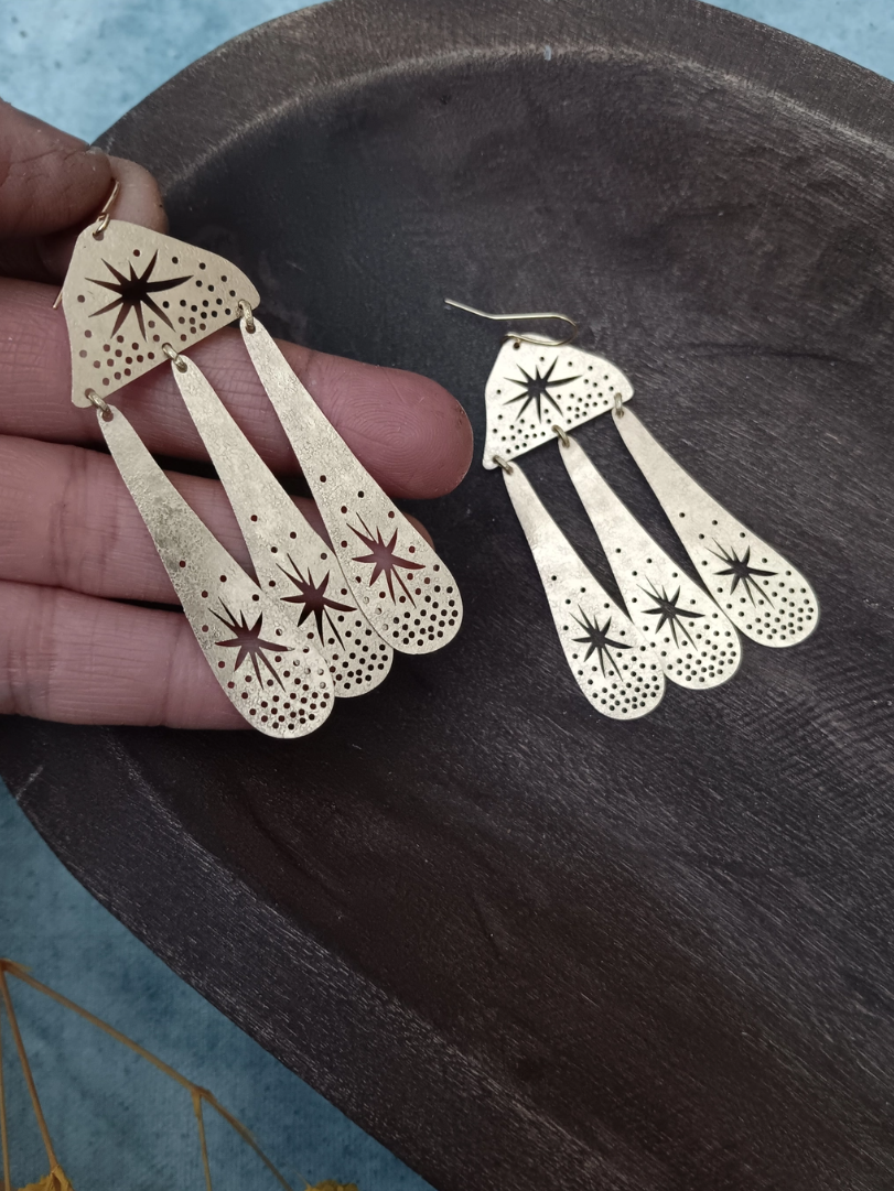 •NIGHTFALL• gold dangle earrings