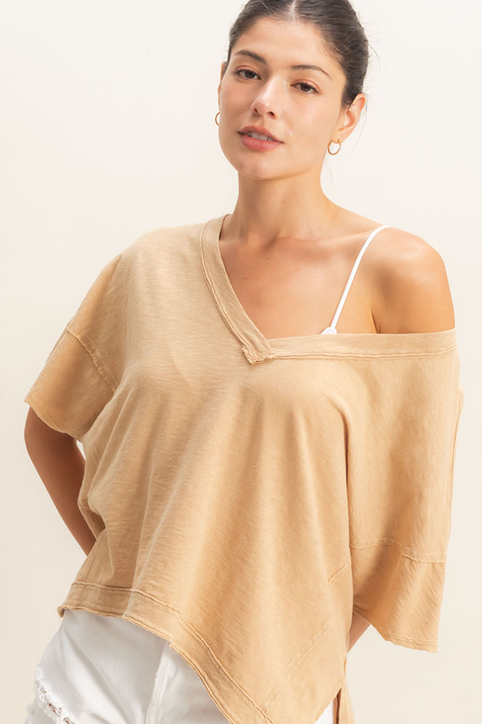 •RUE• mineral washed V-neck tee