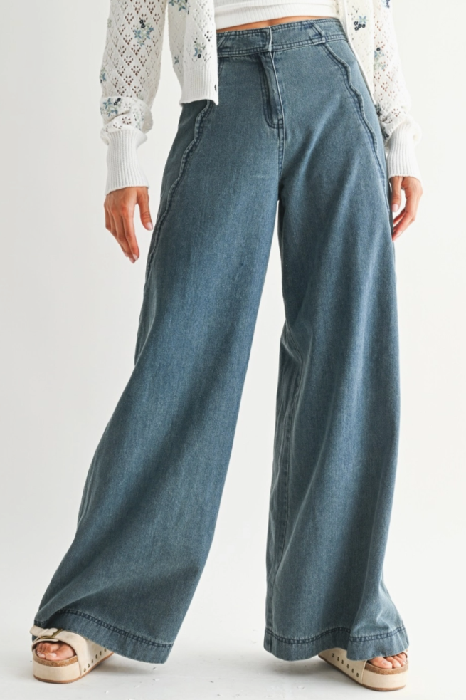 •MIA• scalloped seam wide leg denim pants