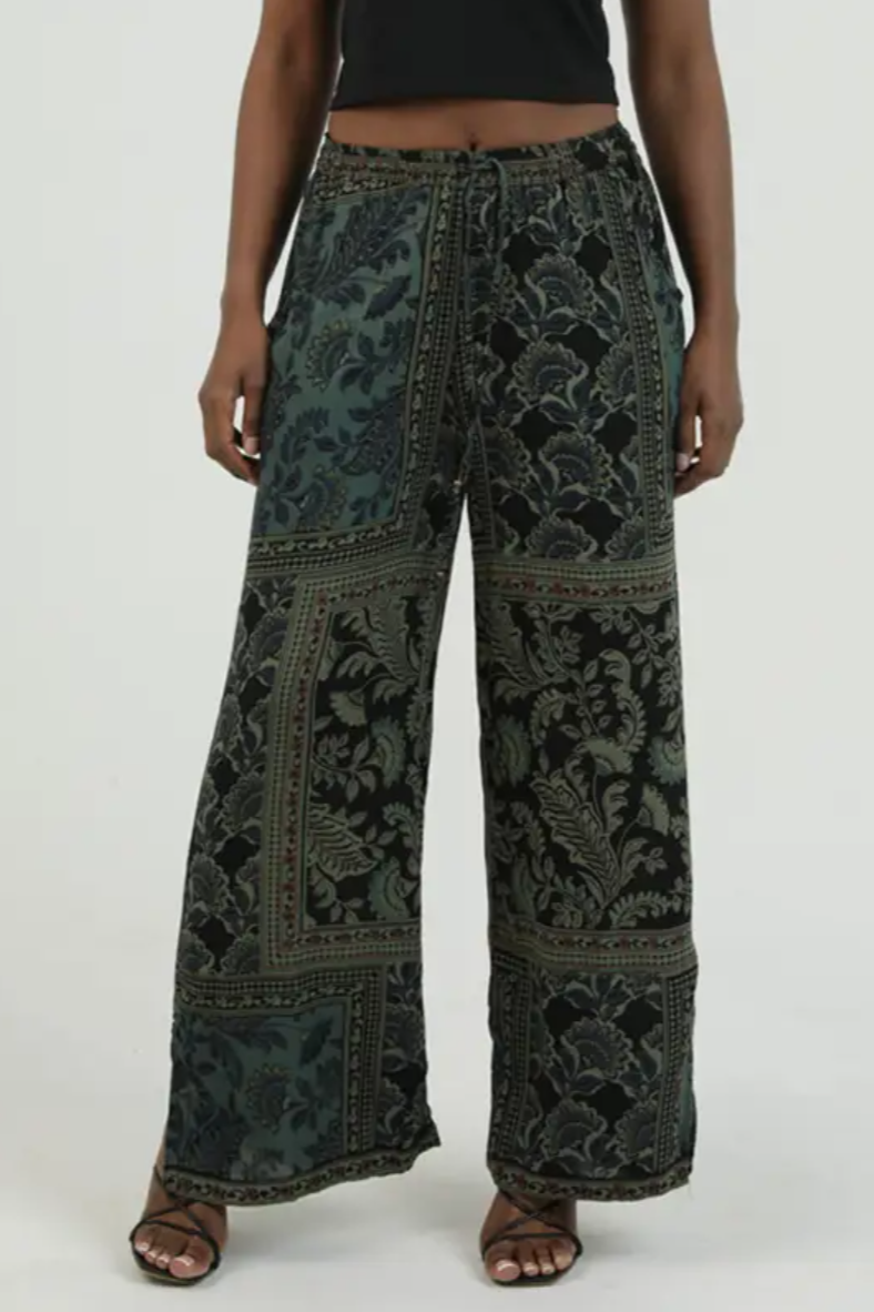 •CAROLINE• patchwork floral pants
