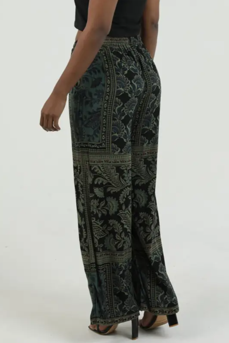 •CAROLINE• patchwork floral pants