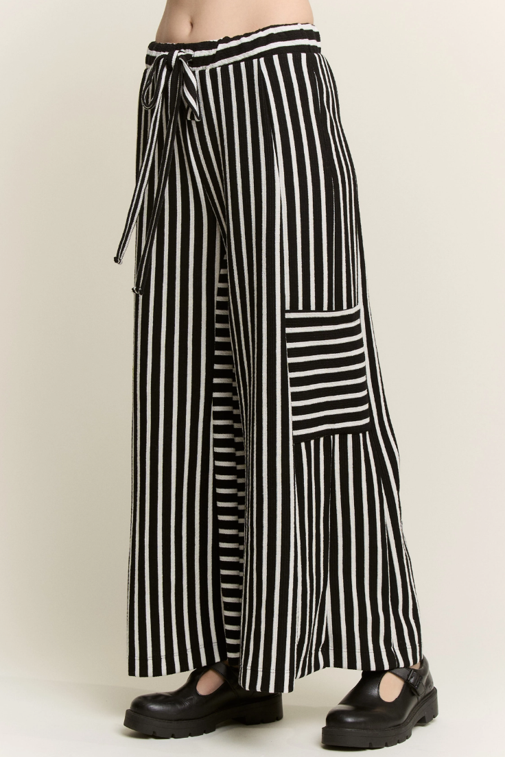 •MANDY - BLACK• striped wide leg pants