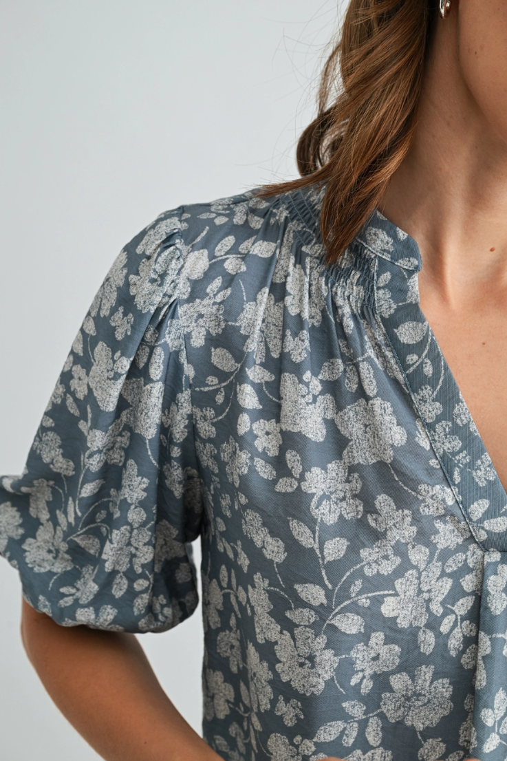 •MARI• floral split neck top