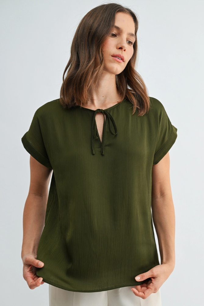 •LAUREN• satin split neck top
