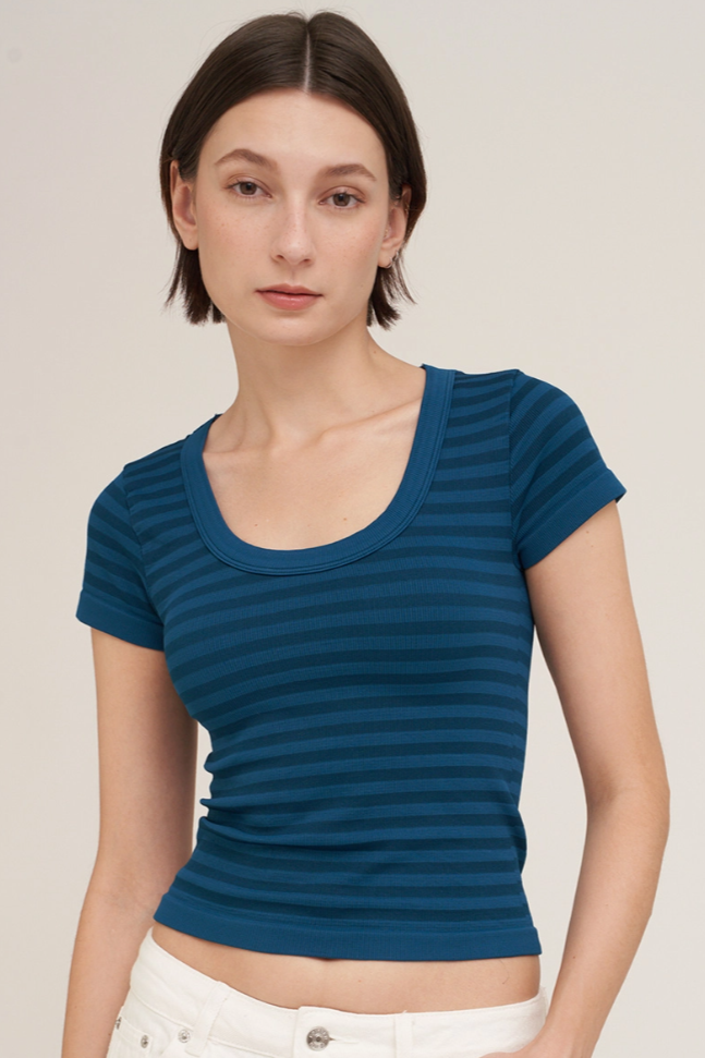 •STRIPED SCOOP NECK• short sleeve tee (USA)