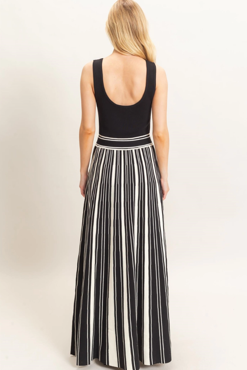 •CRESSIDA• ribbed knit scoop neck maxi dress